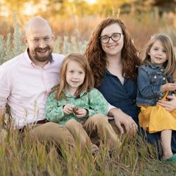 Jessie Moore Photography - Montana Family Portraits. Beautiful natural settings. Choose hour long, adventure session, or cover your Montana vacation