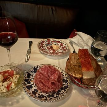 Carbone - Free apps - Italian Near Me - New York, New York