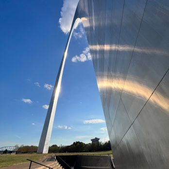 Gateway Arch - Landmarks & Historical Buildings Near Me - St. Louis, Missouri Gateway Arch - Landmarks & Historical Buildings Near Me - St. Louis, Missouri
