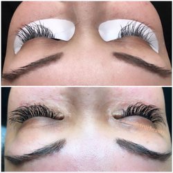 Nicole True Beauty - Client came back for her 3 week fill using d curl and classic lashes