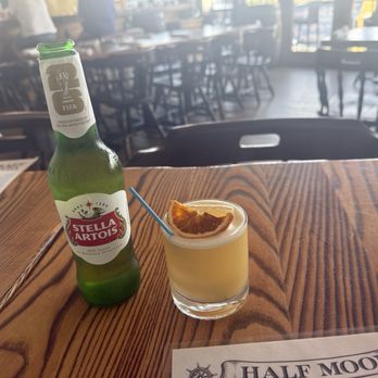 Half Moon - Bars Near Me - Keansburg, New Jersey