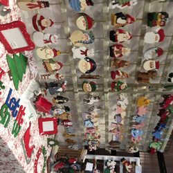 Elegant Elf Marketplace - Customizable ornaments were only $6.50 each