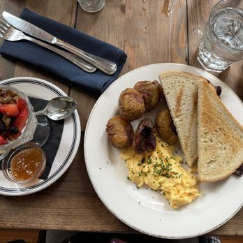 Ben Paris - Full breakfast - New American Near Me - Seattle, Washington