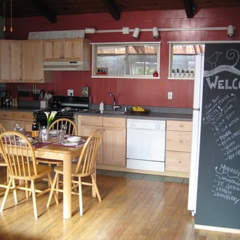 Russian River Hideaway - Kitchen. Well equipped! - Bed & Breakfast Near Me - Forestville, California Russian River Hideaway - Kitchen. Well equipped! - Bed & Breakfast Near Me - Forestville, California