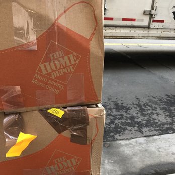 Oz Moving & Storage - Upper West Side - Damaged boxes - Movers Near Me - New York, New York