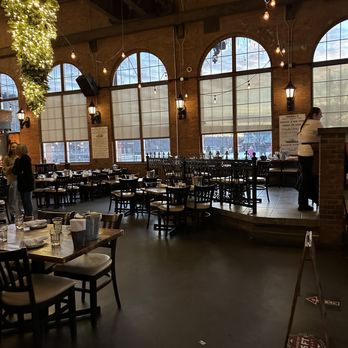 Ole Savannah Southern Table & Bar - a view of the dining room - Barbeque Near Me - Kingston, New York