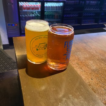 Tipsy Putt - Pubs Near Me - Sacramento, California Tipsy Putt - Pubs Near Me - Sacramento, California