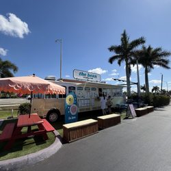 The Bean Trolley Cafe - The Bean Trolley Cafe