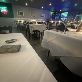 Coppola's Bistro Ristorante - Inside - Italian Near Me - Miami, Florida