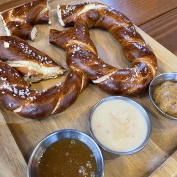 Finney's Crafthouse - Burbank - Pretzel - New American Near Me - Burbank, California Finney's Crafthouse - Burbank - Pretzel - New American Near Me - Burbank, California