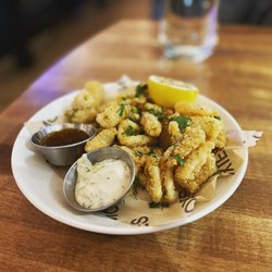 Moxies Barlow Restaurant - Calamari