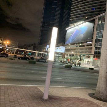 Miami-Dade Arena - American Airlines Arena - Stadiums & Arenas Near Me - Miami, Florida