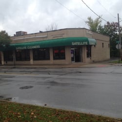Satellite Dry Cleaners - Store front on a rainy day...