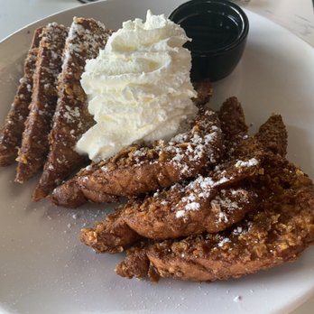 Thirsty Lion - Irish whiskey French toast - American Near Me - Euless, Texas Thirsty Lion - Irish whiskey French toast - American Near Me - Euless, Texas