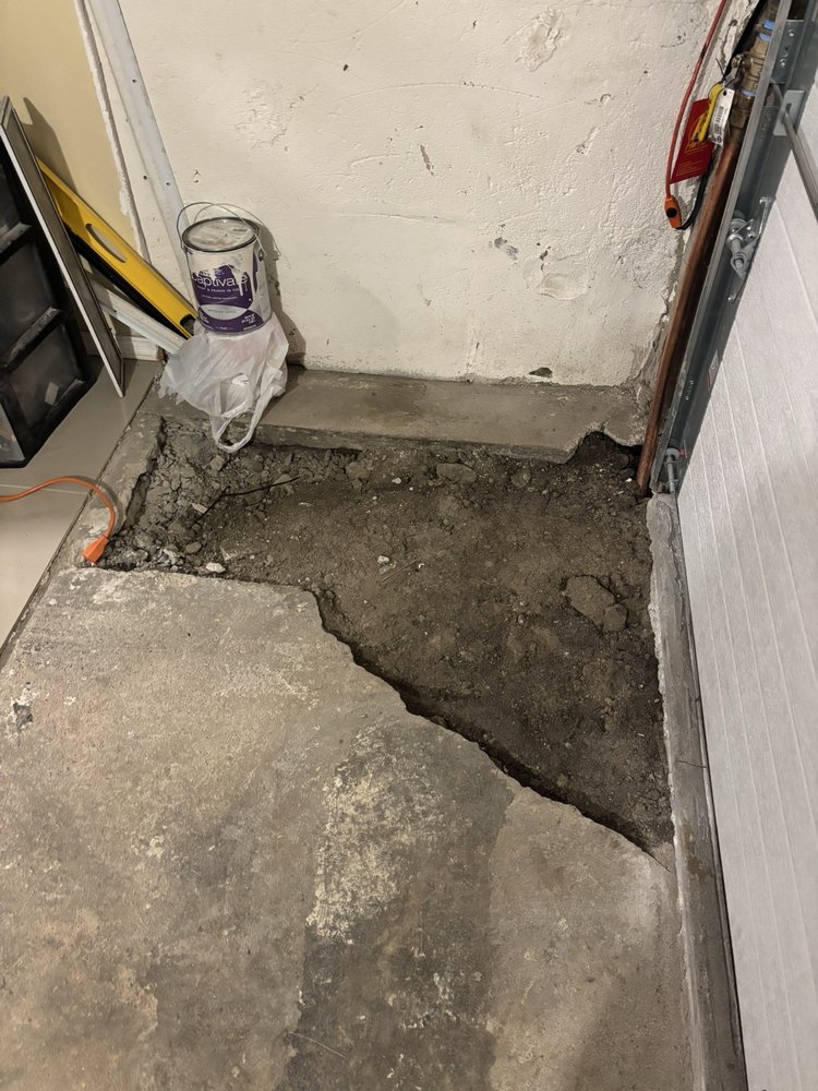 Slide of Harris Water Main & Sewer Contractors