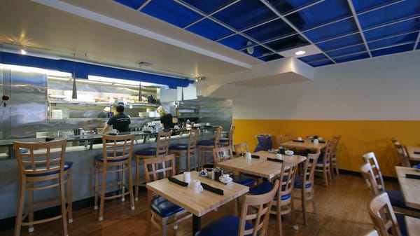 Yolk - Lakeview by null