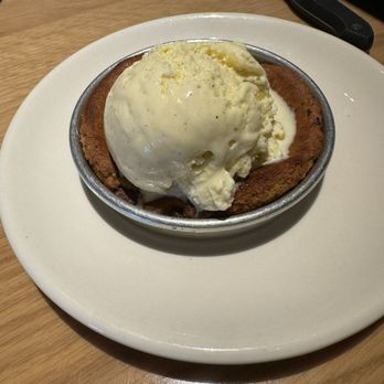 BJ's Restaurant & Brewhouse - Chocolate Chunk Pizookie - Breweries Near Me - Tucson, Arizona BJ's Restaurant & Brewhouse - Chocolate Chunk Pizookie - Breweries Near Me - Tucson, Arizona