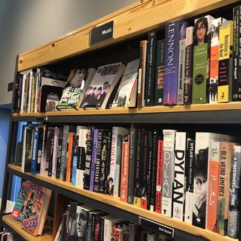 Visible Voice Books - 02 December 2018 - Bookstores Near Me - Cleveland, Ohio