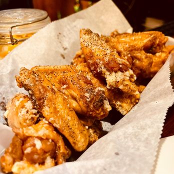 Wogies Bar and Grill - Garlic Wings - American Near Me - New York, New York Wogies Bar and Grill - Garlic Wings - American Near Me - New York, New York