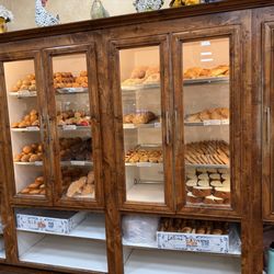 El Bolillo Bakery