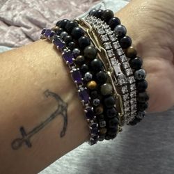 Louie Spiritual Healer & Tarot Reader  - The protection Bracelets are Perfect My Mom. Got on two we Love Him his unblocked my blindness's