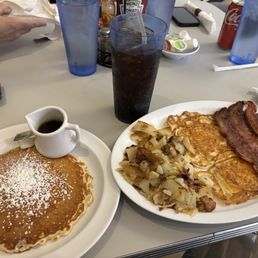 2 eggs , house potatoes and pancake 2 eggs , house potatoes and pancake