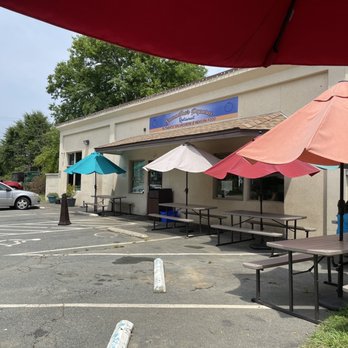 Samantha's Pupusas - Outside eating area - Salvadoran Near Me - Hillsborough, North Carolina Samantha's Pupusas - Outside eating area - Salvadoran Near Me - Hillsborough, North Carolina