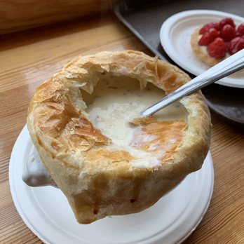 A La Mode - Clam chowder pot pie - Bakeries Near Me - Vancouver, British Columbia A La Mode - Clam chowder pot pie - Bakeries Near Me - Vancouver, British Columbia