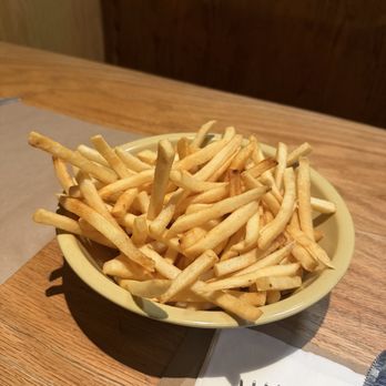Candlelight Inn - Crinkle Cut or Shoestring Fries - American Near Me - Scarsdale, New York Candlelight Inn - Crinkle Cut or Shoestring Fries - American Near Me - Scarsdale, New York