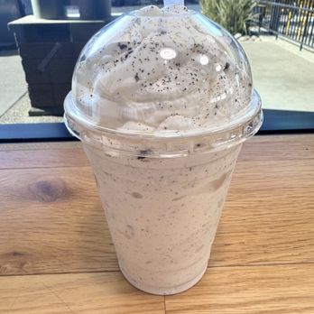 Smashburger - OREO COOKIES & CREAM SHAKE - Burgers Near Me - Elk Grove, California Smashburger - OREO COOKIES & CREAM SHAKE - Burgers Near Me - Elk Grove, California
