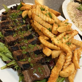 BeeWali’s Vegan AF - Vegan Steak & Fries. Made with Chunk steak, so delicious - Vegan Near Me - Los Angeles, California