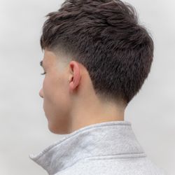 Bulls and Bears Parlor - Taper