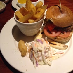 Coombe Lodge - Veggie burger and "ultimate" chips