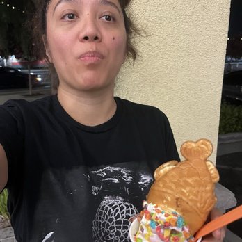 Somisomi - Desserts Near Me - Granada Hills, California