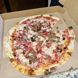 Il Bucato - Pizza Pork Trio!!!