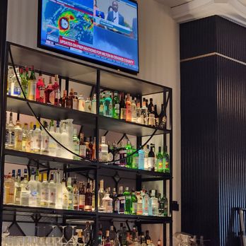 Bösendorfer Lounge - Bar TV ahead of Milton. - Lounges Near Me - Orlando, Florida