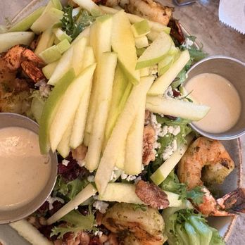 Viron Rondo Osteria - Apple Salad GF - Italian Near Me - Cheshire, Connecticut