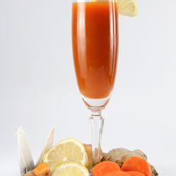 Turmeric Green Tea & Carrot Organic Fresh Juice