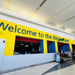 BWI Thurgood Marshall Airport - Concourse E Airplay Zone for kids