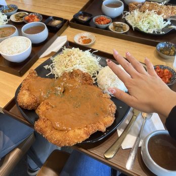 88 Katsu - Jumbo tonkatsu hand comparison - Japanese Near Me - Fullerton, California 88 Katsu - Jumbo tonkatsu hand comparison - Japanese Near Me - Fullerton, California
