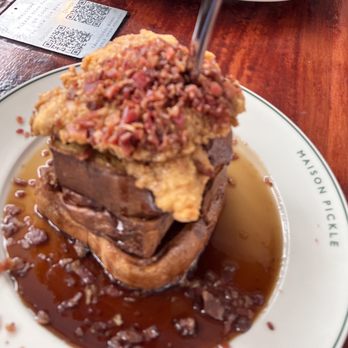 Maison Pickle - Chicken and waffles - Cocktail Bars Near Me - New York, New York Maison Pickle - Chicken and waffles - Cocktail Bars Near Me - New York, New York