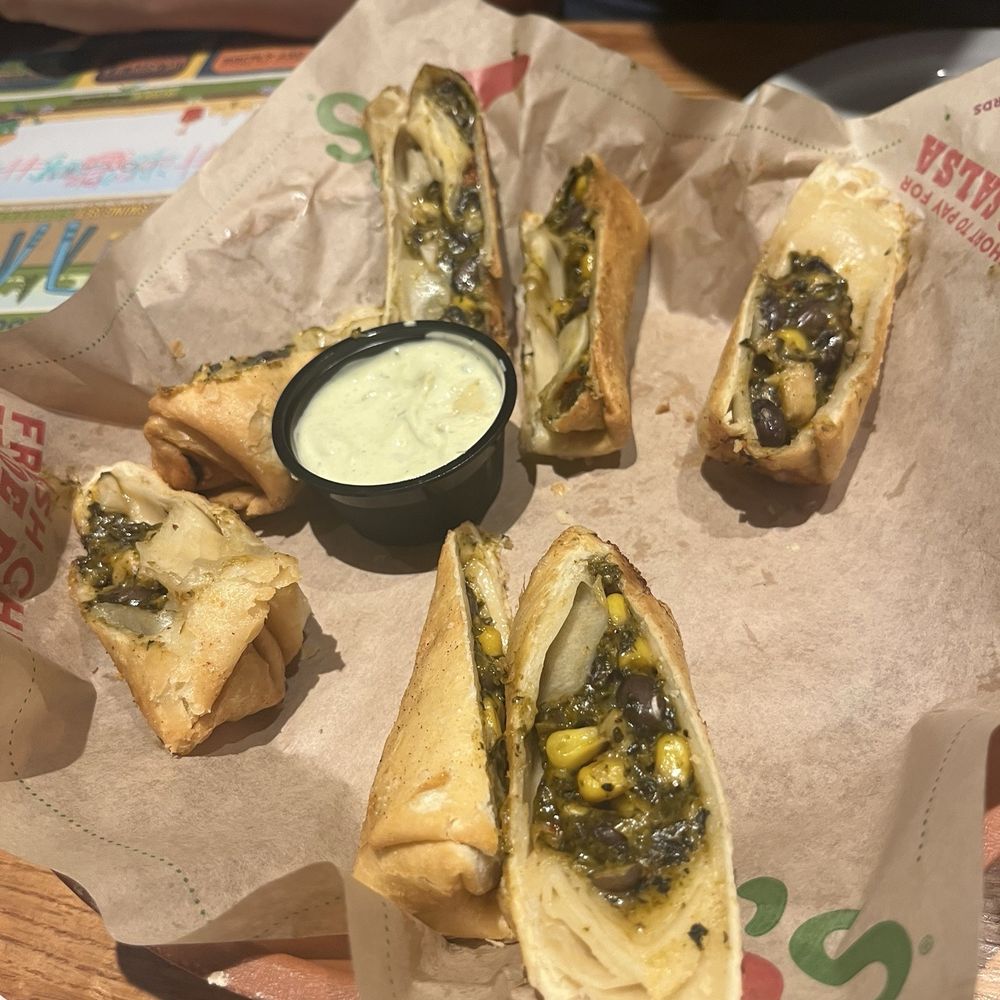 Chili's - Southwestern Eggrolls - American Near Me - Dallas, Texas Chili's - Southwestern Eggrolls - American Near Me - Dallas, Texas