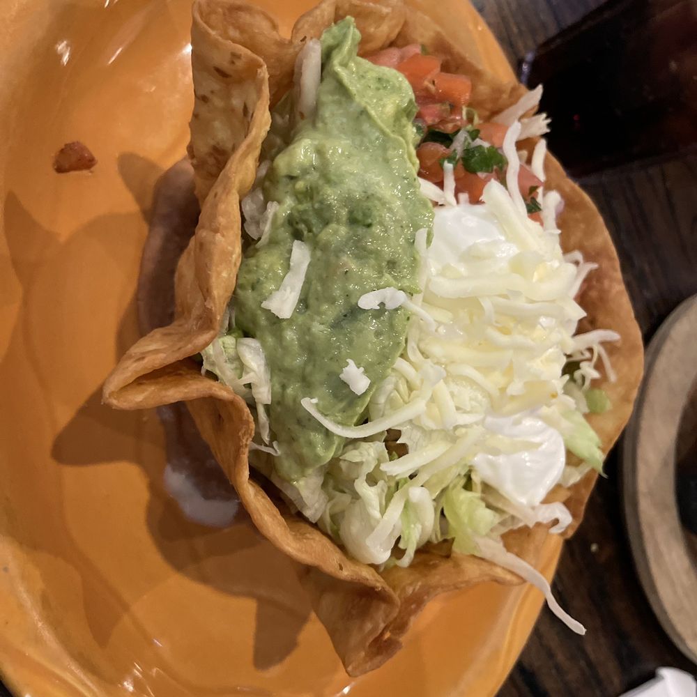 El Mezcal Grill - Fajita taco salad - Mexican Near Me - Connersville, Indiana El Mezcal Grill - Fajita taco salad - Mexican Near Me - Connersville, Indiana