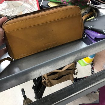 Thrift Giant - Lucky Brand soft leather wallet - Thrift Stores Near Me - The Colony, Texas