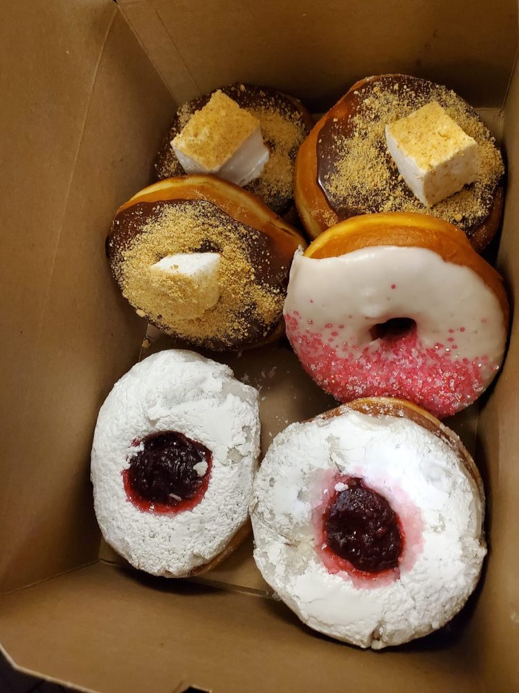 JELLY MODERN DOUGHNUTS CLOSED Updated August 2024 127 Photos & 82