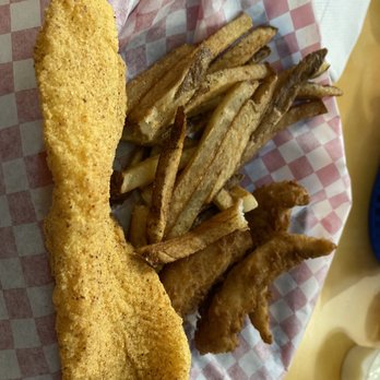 Southern Fried - This is the fish and tenders combo. It's like $8 bucks. Amazing! - Southern Near Me - Mission, Texas