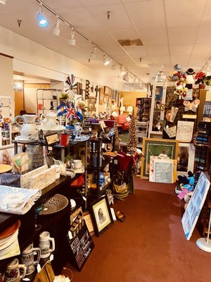 AMERICAN CLASSICS MARKETPLACE - Updated August 2025 - 70 Photos & 59