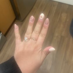 Amy Nails Salon - Valentine's day nails.