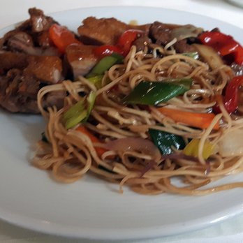 Wang - Ente süss-sauer, Rindfleisch pikant, Nudeln mit frischem Gemüse - Chinese Near Me - Hanover, NI