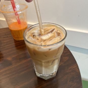 Radiant Cafe - Oat Latte - Coffee & Tea Near Me - New York, New York Radiant Cafe - Oat Latte - Coffee & Tea Near Me - New York, New York